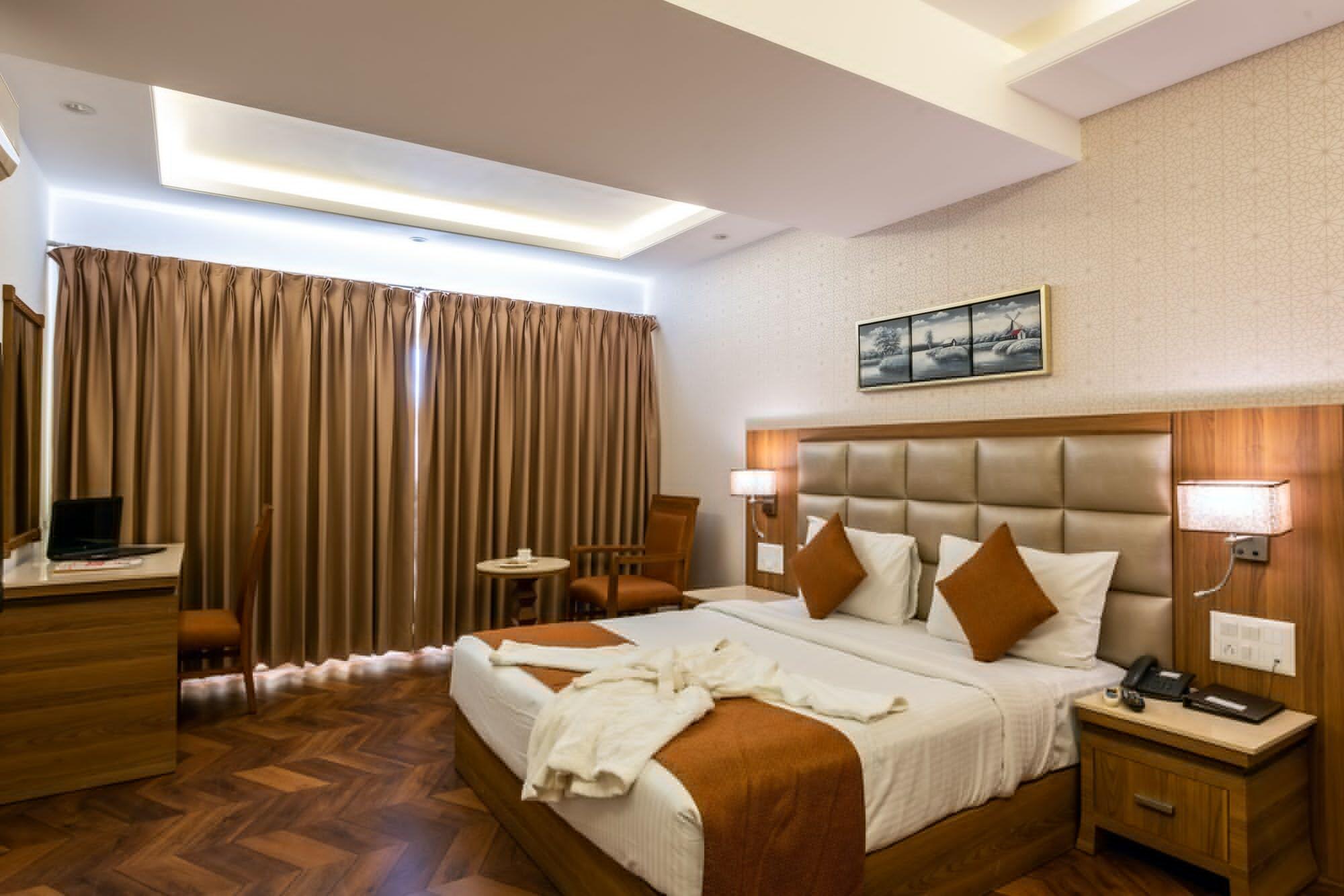 Treebo Trend Surya Nashik Exterior foto