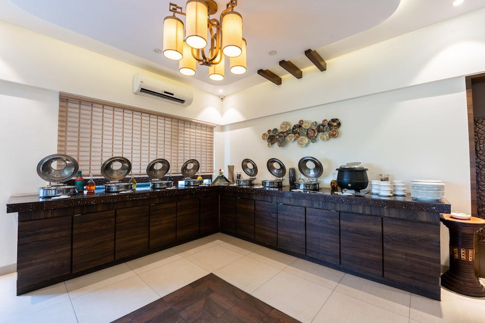 Treebo Trend Surya Nashik Exterior foto