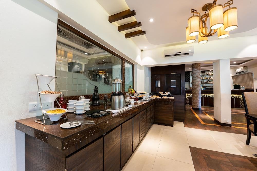 Treebo Trend Surya Nashik Exterior foto