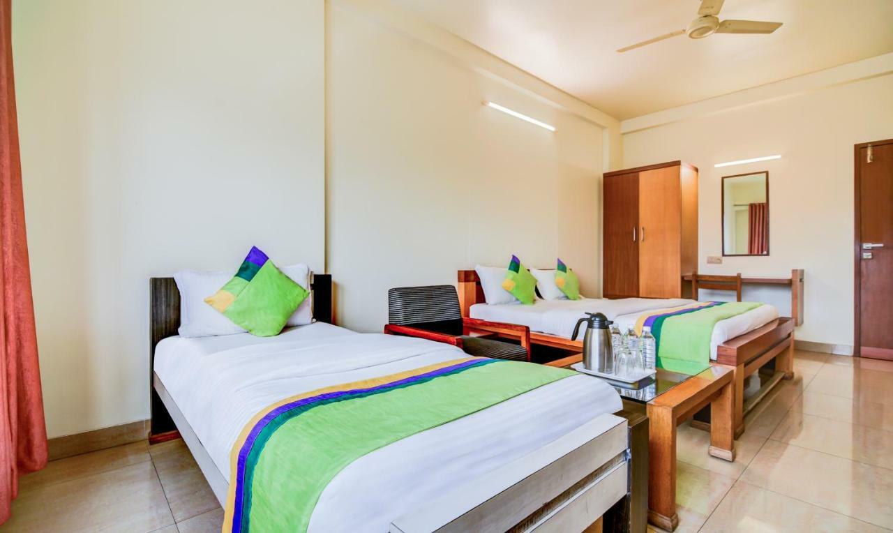Treebo Trend Surya Nashik Exterior foto