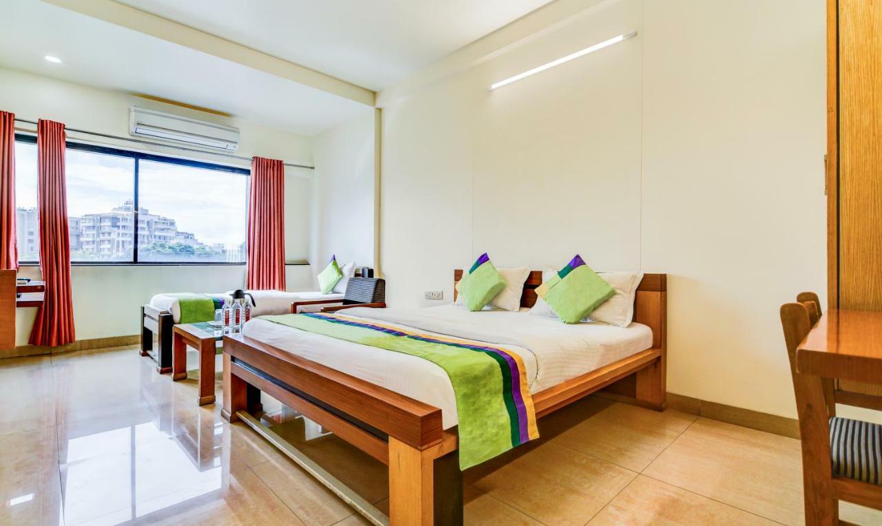 Treebo Trend Surya Nashik Exterior foto