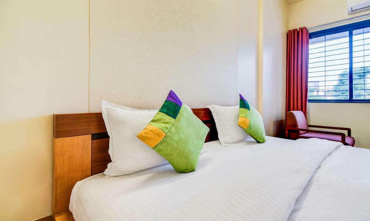 Treebo Trend Surya Nashik Exterior foto