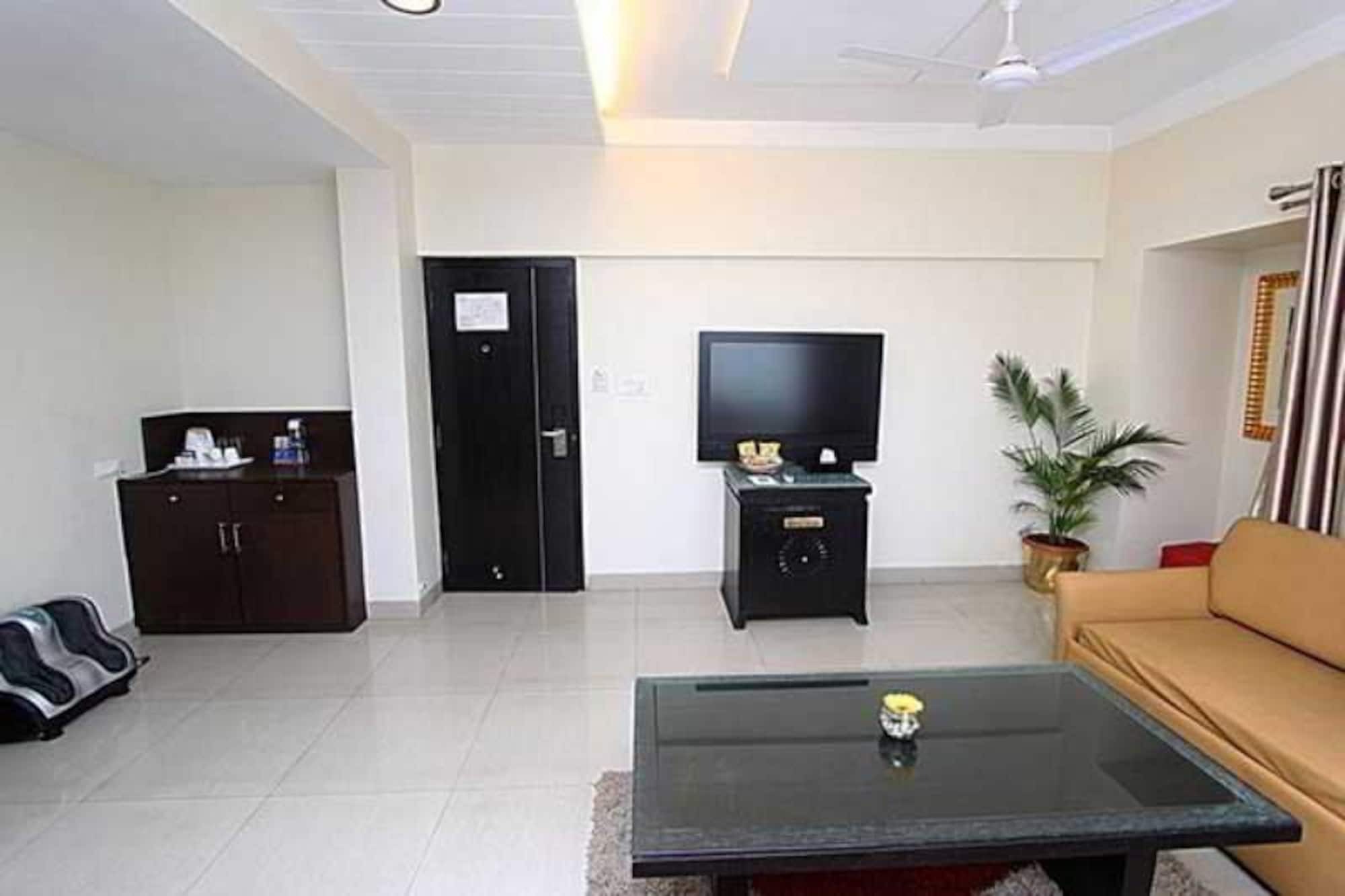 Treebo Trend Surya Nashik Exterior foto